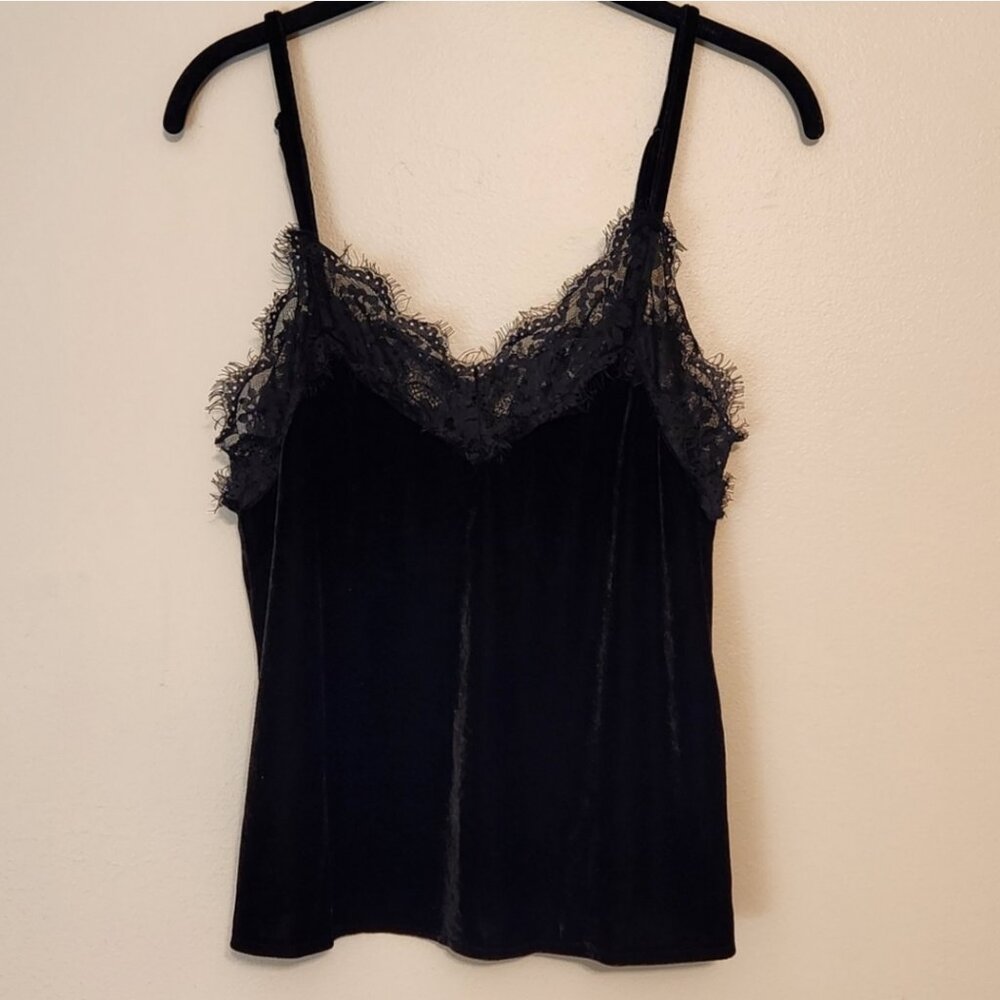 🌟 HOST PICK 🌟 Women's Lace Tank Top Sleepwear Pajamas - Picture 2 of 7